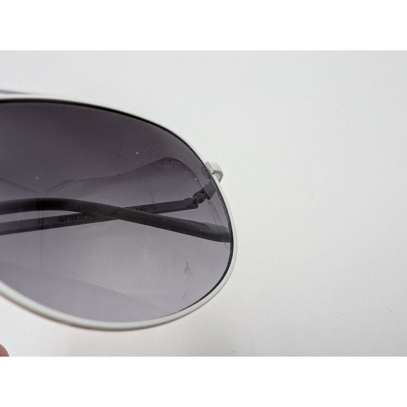 GUESS Pilot Designer Sunglasses White Frame Gradient Smoke Grey - Picture 4 of 5